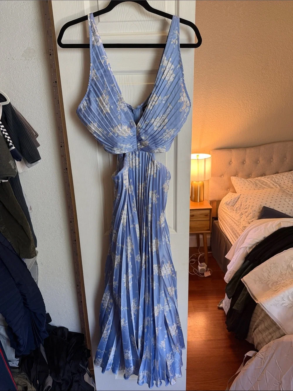 Abercrombie & Fitch Light Blue Floral Cutout Pleated Maxi Dress